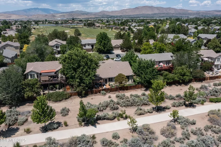 6972 Cinnamon, Sparks, Nevada 89436, 4 Bedrooms Bedrooms, ,2 BathroomsBathrooms,Residential,Residential,Cinnamon,250051175
