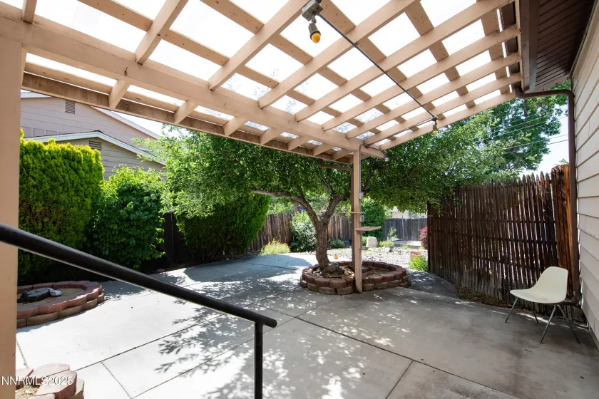 1480 Grandview, Reno, Nevada 89503, 4 Bedrooms Bedrooms, ,2 BathroomsBathrooms,Residential,Residential,Grandview,250051177