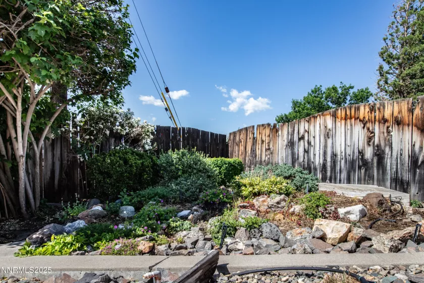 1480 Grandview, Reno, Nevada 89503, 4 Bedrooms Bedrooms, ,2 BathroomsBathrooms,Residential,Residential,Grandview,250051177