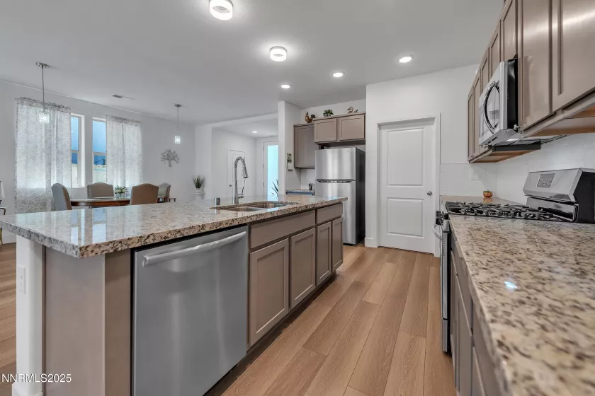 353 Radiant, Carson City, Nevada 89705, 3 Bedrooms Bedrooms, ,2 BathroomsBathrooms,Residential,Residential,Radiant,250051179