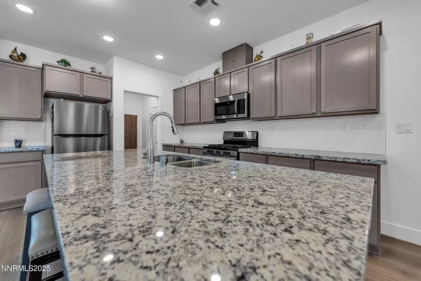 353 Radiant, Carson City, Nevada 89705, 3 Bedrooms Bedrooms, ,2 BathroomsBathrooms,Residential,Residential,Radiant,250051179