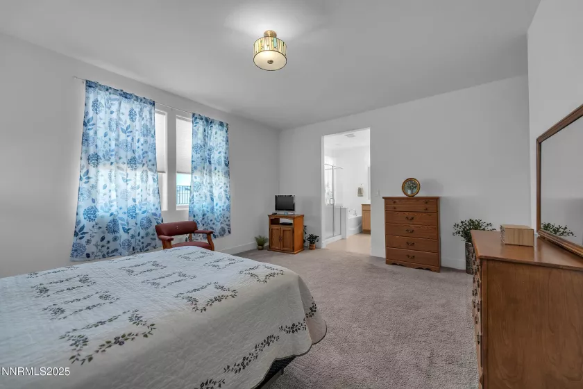 353 Radiant, Carson City, Nevada 89705, 3 Bedrooms Bedrooms, ,2 BathroomsBathrooms,Residential,Residential,Radiant,250051179