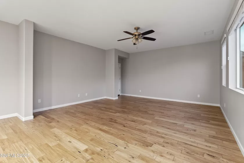2386 Isabella, Sparks, Nevada 89434, 5 Bedrooms Bedrooms, ,3 BathroomsBathrooms,Residential,Residential,Isabella,250051181
