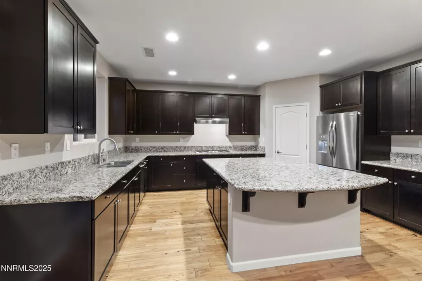 2386 Isabella, Sparks, Nevada 89434, 5 Bedrooms Bedrooms, ,3 BathroomsBathrooms,Residential,Residential,Isabella,250051181