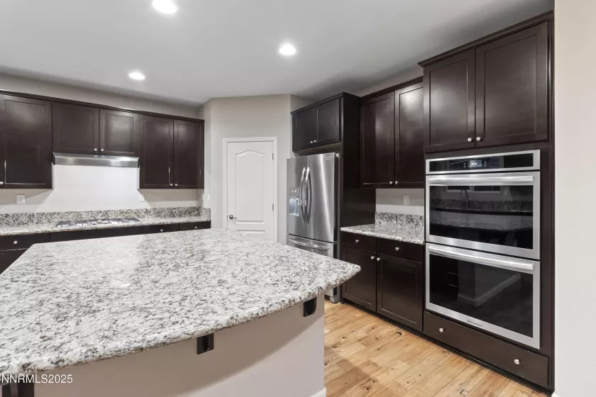 2386 Isabella, Sparks, Nevada 89434, 5 Bedrooms Bedrooms, ,3 BathroomsBathrooms,Residential,Residential,Isabella,250051181