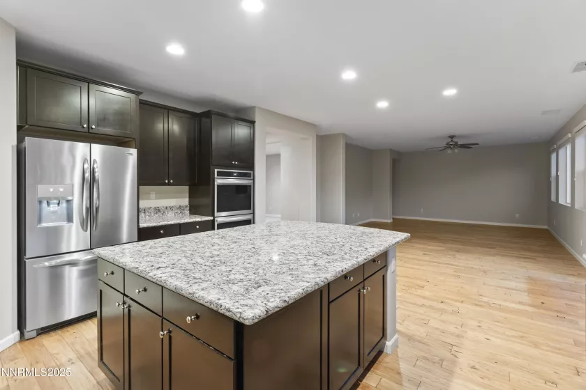 2386 Isabella, Sparks, Nevada 89434, 5 Bedrooms Bedrooms, ,3 BathroomsBathrooms,Residential,Residential,Isabella,250051181