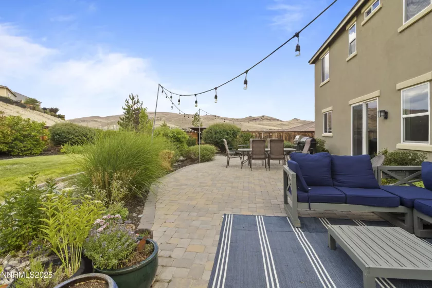 2386 Isabella, Sparks, Nevada 89434, 5 Bedrooms Bedrooms, ,3 BathroomsBathrooms,Residential,Residential,Isabella,250051181
