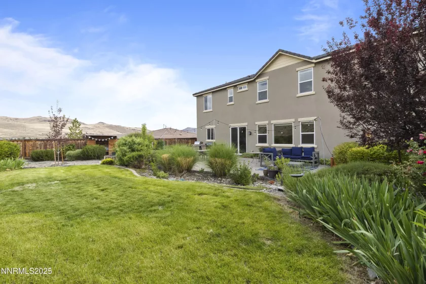 2386 Isabella, Sparks, Nevada 89434, 5 Bedrooms Bedrooms, ,3 BathroomsBathrooms,Residential,Residential,Isabella,250051181