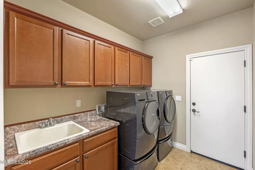 18501 Outpost, Reno, Nevada 89508, 3 Bedrooms Bedrooms, ,3 BathroomsBathrooms,Residential,Residential,Outpost,250051192