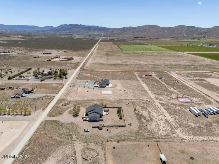 4945 Broken Spur, Reno, Nevada 89510, 3 Bedrooms Bedrooms, ,2 BathroomsBathrooms,Residential,Residential,Broken Spur,250051194
