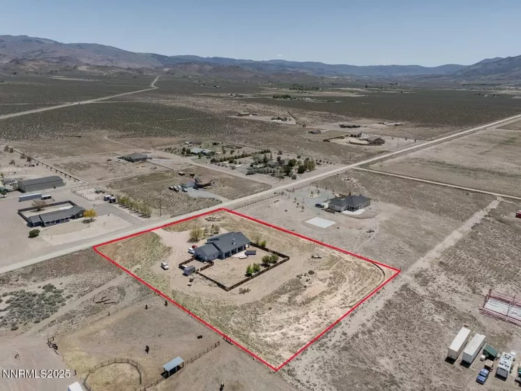 4945 Broken Spur, Reno, Nevada 89510, 3 Bedrooms Bedrooms, ,2 BathroomsBathrooms,Residential,Residential,Broken Spur,250051194