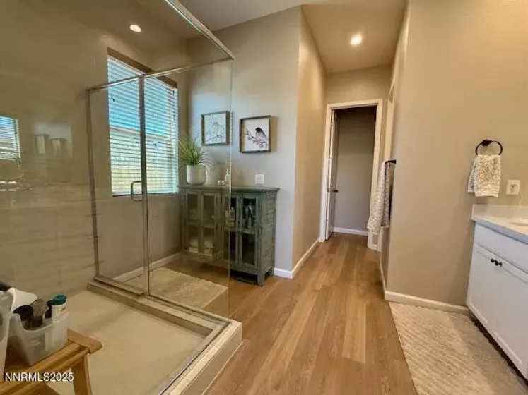7800 Hoback, Sparks, Nevada 89436, 3 Bedrooms Bedrooms, ,3 BathroomsBathrooms,Residential,Residential,Hoback,250051195