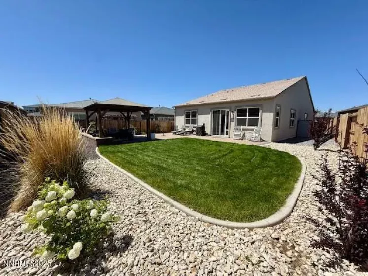 7800 Hoback, Sparks, Nevada 89436, 3 Bedrooms Bedrooms, ,3 BathroomsBathrooms,Residential,Residential,Hoback,250051195