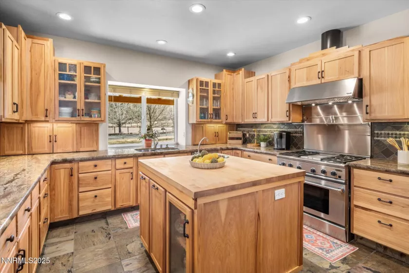 2607 Bowers, Gardnerville, Nevada 89410, 5 Bedrooms Bedrooms, ,7 BathroomsBathrooms,Residential,Residential,Bowers,250051197