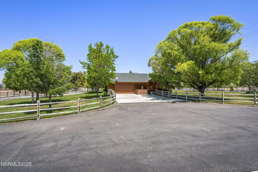 2607 Bowers, Gardnerville, Nevada 89410, 5 Bedrooms Bedrooms, ,7 BathroomsBathrooms,Residential,Residential,Bowers,250051197