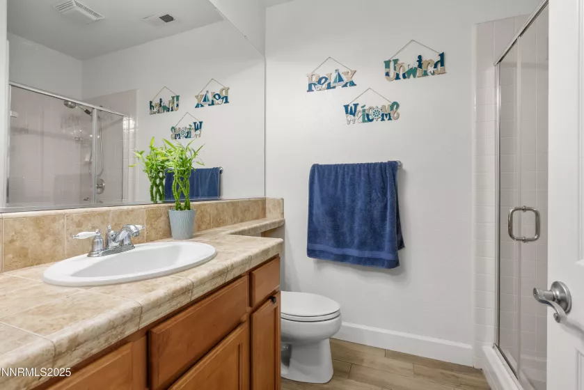 7935 Opal Station, Reno, Nevada 89506, 5 Bedrooms Bedrooms, ,3 BathroomsBathrooms,Residential,Residential,Opal Station,250051199