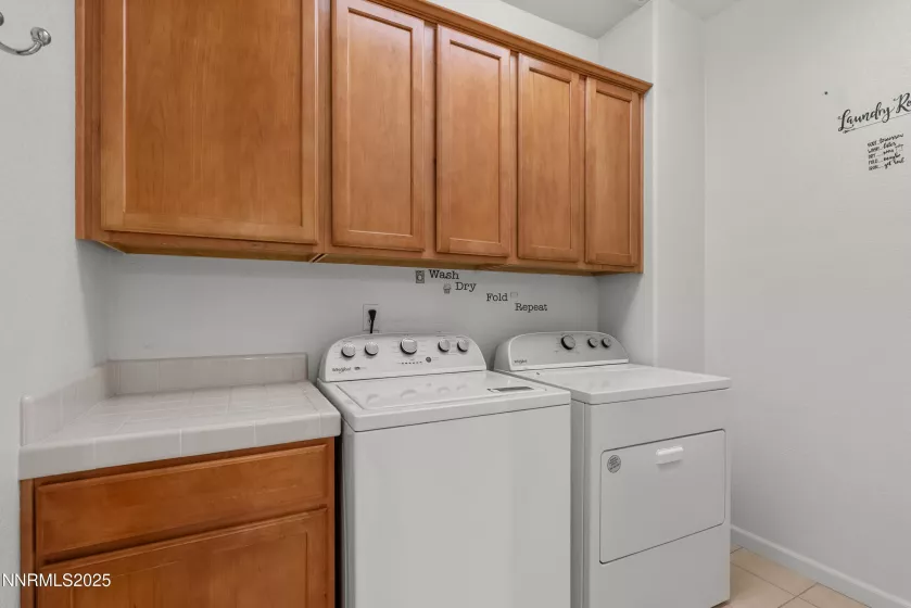 7935 Opal Station, Reno, Nevada 89506, 5 Bedrooms Bedrooms, ,3 BathroomsBathrooms,Residential,Residential,Opal Station,250051199