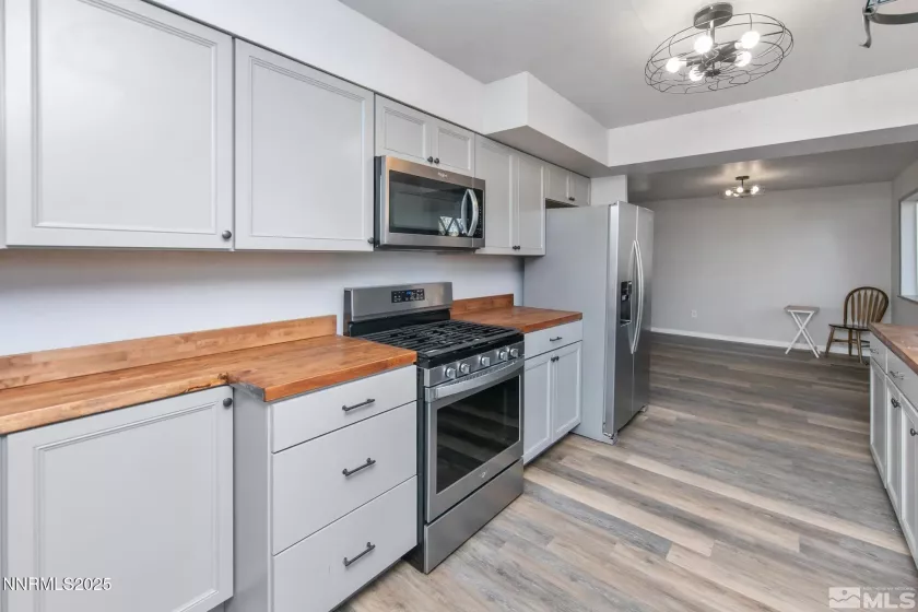 16555 Red Rock, Reno, Nevada 89508, 3 Bedrooms Bedrooms, ,2 BathroomsBathrooms,Residential,Residential,Red Rock,250051202