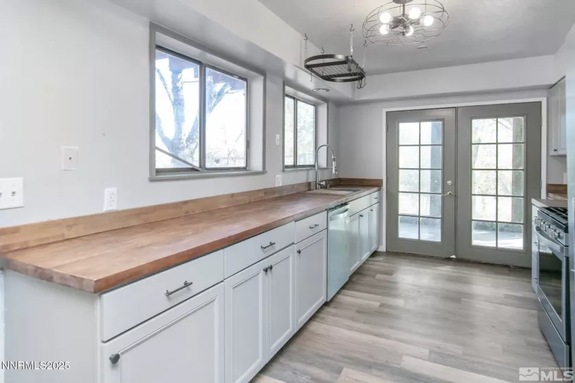 16555 Red Rock, Reno, Nevada 89508, 3 Bedrooms Bedrooms, ,2 BathroomsBathrooms,Residential,Residential,Red Rock,250051202