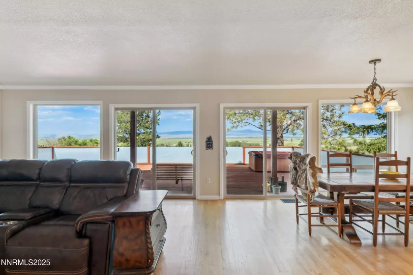 1299 Kingsbury Grade, Gardnerville, Nevada 89460, 3 Bedrooms Bedrooms, ,3 BathroomsBathrooms,Residential,Residential,Kingsbury Grade,250051203