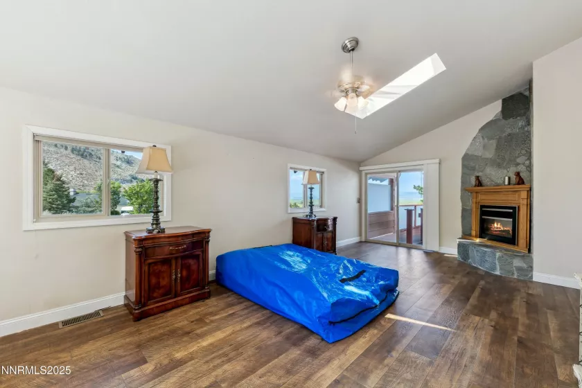 1299 Kingsbury Grade, Gardnerville, Nevada 89460, 3 Bedrooms Bedrooms, ,3 BathroomsBathrooms,Residential,Residential,Kingsbury Grade,250051203