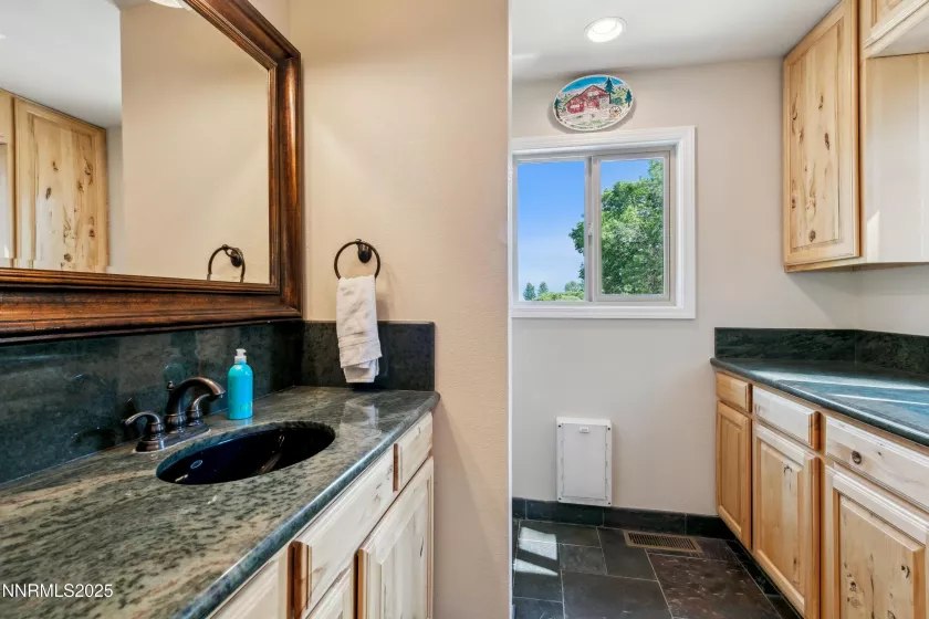 1299 Kingsbury Grade, Gardnerville, Nevada 89460, 3 Bedrooms Bedrooms, ,3 BathroomsBathrooms,Residential,Residential,Kingsbury Grade,250051203