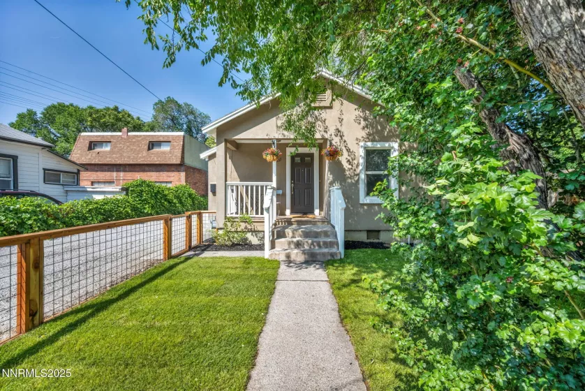 1037 Litch, Reno, Nevada 89509, ,Residential Income,Residential,Litch,250051204