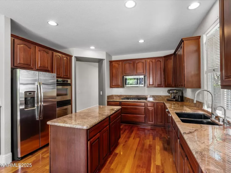 1121 Sageberry, Reno, Nevada 89509, 5 Bedrooms Bedrooms, ,3 BathroomsBathrooms,Residential,Residential,Sageberry,250051170