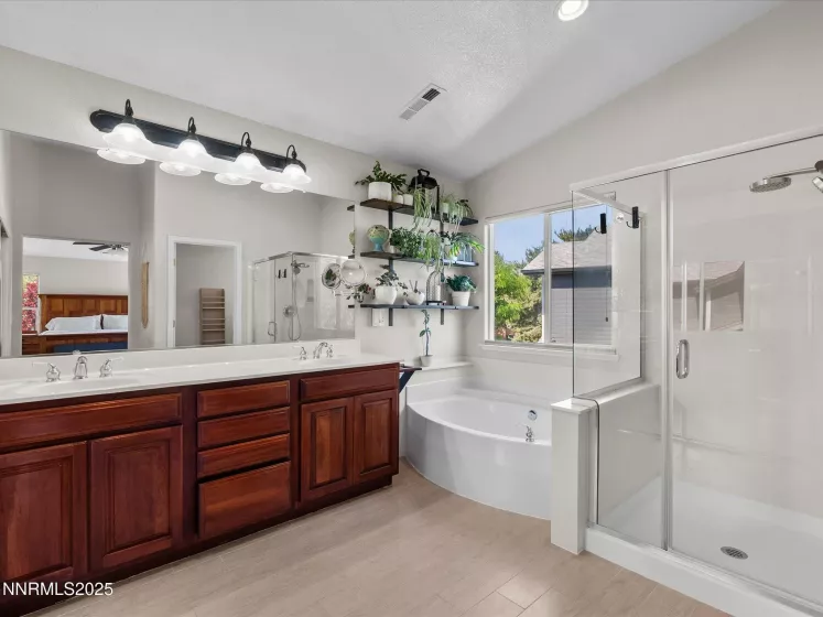 1121 Sageberry, Reno, Nevada 89509, 5 Bedrooms Bedrooms, ,3 BathroomsBathrooms,Residential,Residential,Sageberry,250051170