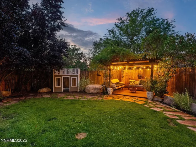 1121 Sageberry, Reno, Nevada 89509, 5 Bedrooms Bedrooms, ,3 BathroomsBathrooms,Residential,Residential,Sageberry,250051170