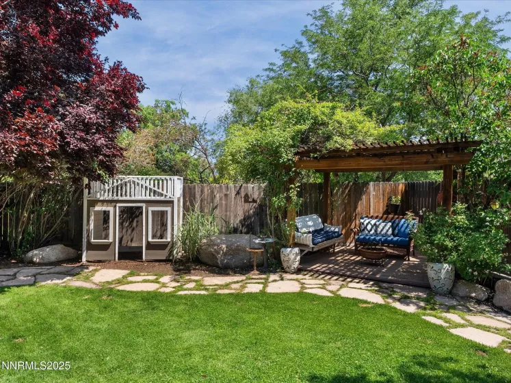 1121 Sageberry, Reno, Nevada 89509, 5 Bedrooms Bedrooms, ,3 BathroomsBathrooms,Residential,Residential,Sageberry,250051170