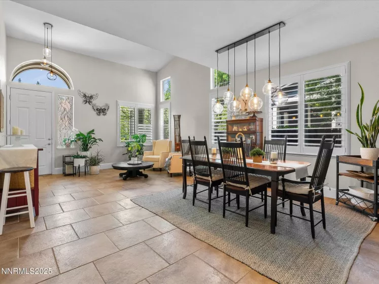 1121 Sageberry, Reno, Nevada 89509, 5 Bedrooms Bedrooms, ,3 BathroomsBathrooms,Residential,Residential,Sageberry,250051170