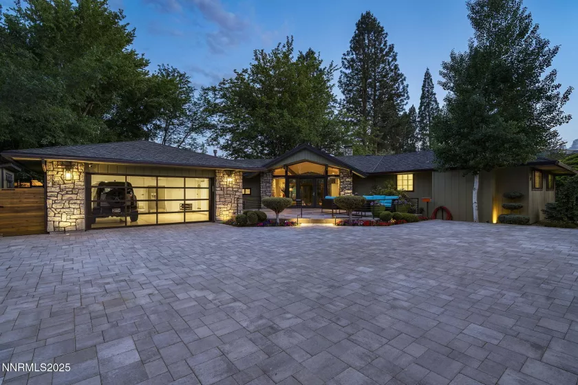 1180 Manzanita, Reno, Nevada 89509, 3 Bedrooms Bedrooms, ,3 BathroomsBathrooms,Residential,Residential,Manzanita,250051183