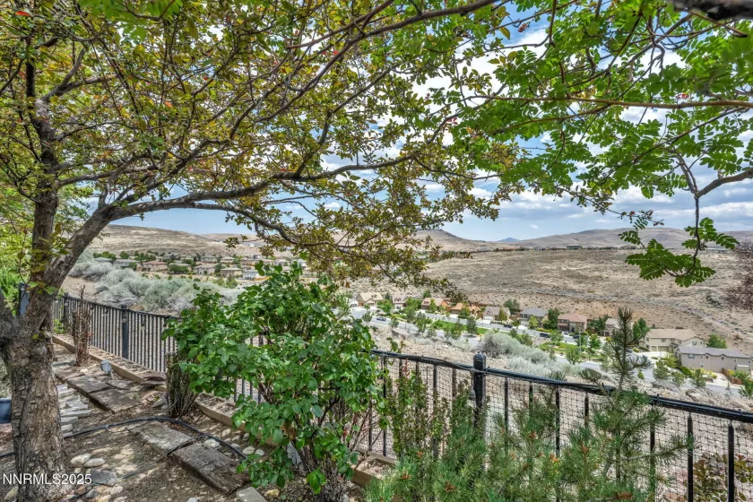 5210 Mesa Verde, Sparks, Nevada 89436, 3 Bedrooms Bedrooms, ,3 BathroomsBathrooms,Residential,Residential,Mesa Verde,250051205