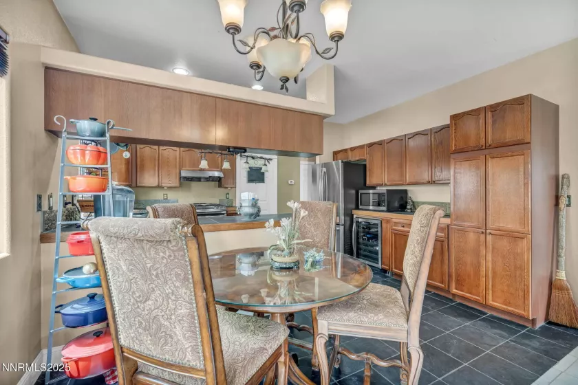 5210 Mesa Verde, Sparks, Nevada 89436, 3 Bedrooms Bedrooms, ,3 BathroomsBathrooms,Residential,Residential,Mesa Verde,250051205