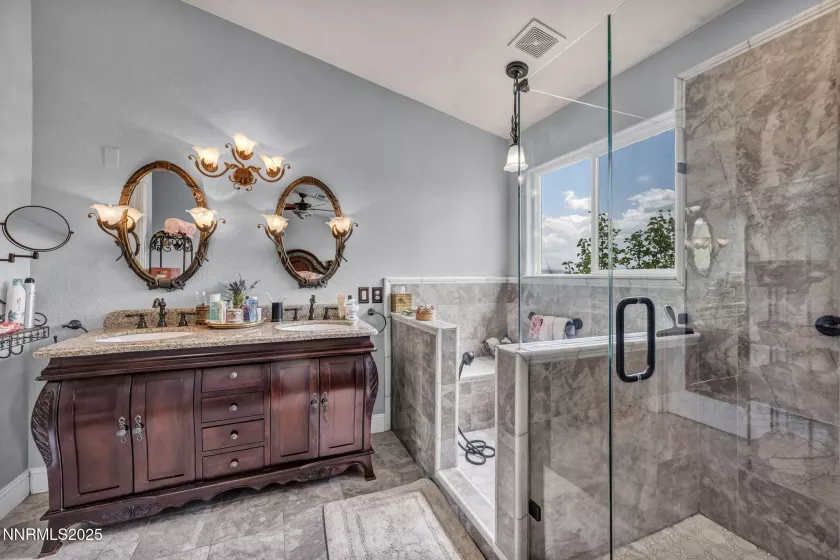 5210 Mesa Verde, Sparks, Nevada 89436, 3 Bedrooms Bedrooms, ,3 BathroomsBathrooms,Residential,Residential,Mesa Verde,250051205