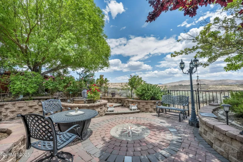 5210 Mesa Verde, Sparks, Nevada 89436, 3 Bedrooms Bedrooms, ,3 BathroomsBathrooms,Residential,Residential,Mesa Verde,250051205
