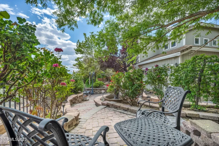 5210 Mesa Verde, Sparks, Nevada 89436, 3 Bedrooms Bedrooms, ,3 BathroomsBathrooms,Residential,Residential,Mesa Verde,250051205