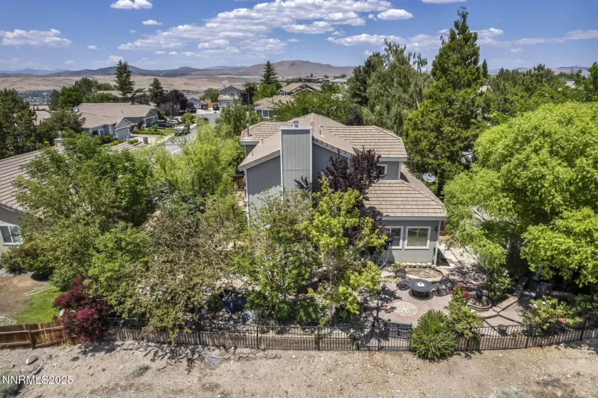 5210 Mesa Verde, Sparks, Nevada 89436, 3 Bedrooms Bedrooms, ,3 BathroomsBathrooms,Residential,Residential,Mesa Verde,250051205