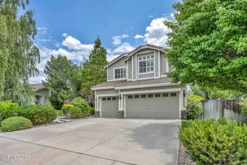 5210 Mesa Verde, Sparks, Nevada 89436, 3 Bedrooms Bedrooms, ,3 BathroomsBathrooms,Residential,Residential,Mesa Verde,250051205