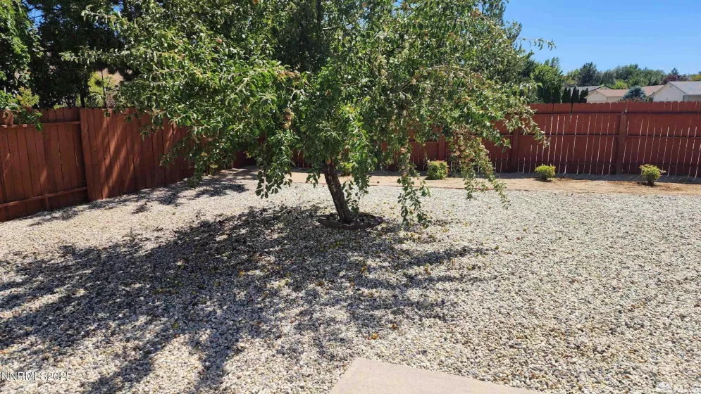 5910 Poinsettia, Sun Valley, Nevada 89433, 3 Bedrooms Bedrooms, ,2 BathroomsBathrooms,Residential,Residential,Poinsettia,250051210