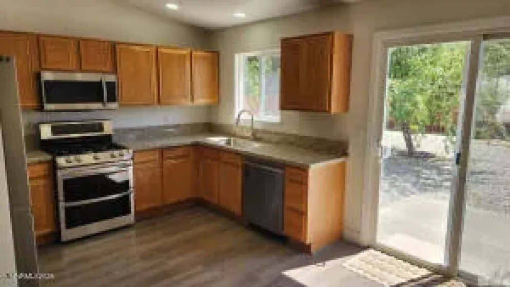 5910 Poinsettia, Sun Valley, Nevada 89433, 3 Bedrooms Bedrooms, ,2 BathroomsBathrooms,Residential,Residential,Poinsettia,250051210