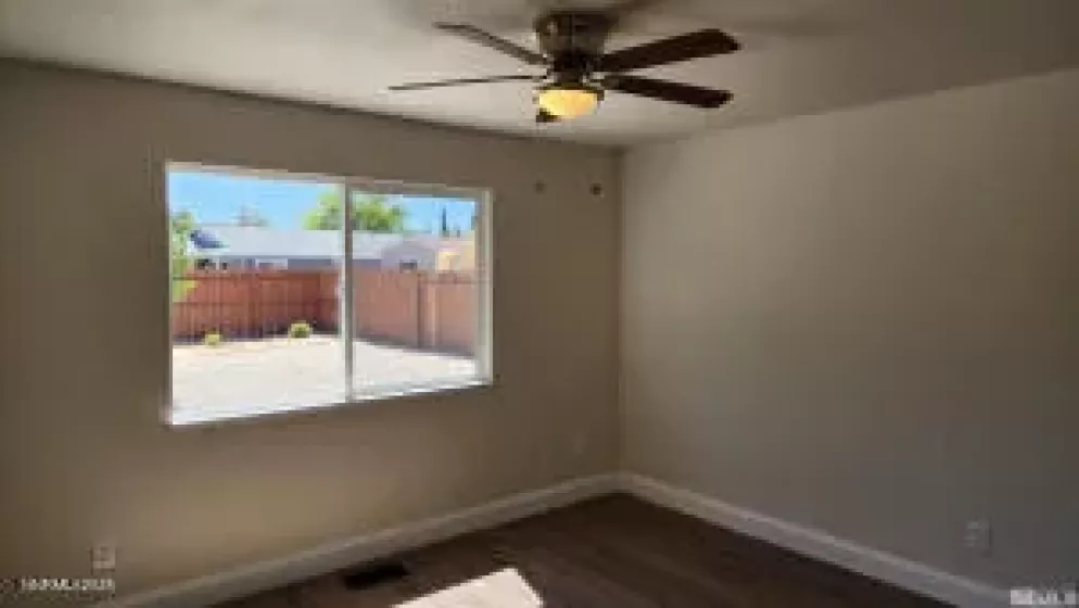 5910 Poinsettia, Sun Valley, Nevada 89433, 3 Bedrooms Bedrooms, ,2 BathroomsBathrooms,Residential,Residential,Poinsettia,250051210