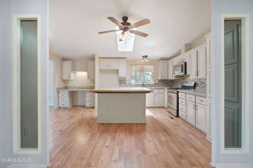 35 Shirley, Yerington, Nevada 89447, 3 Bedrooms Bedrooms, ,2 BathroomsBathrooms,Residential,Residential,Shirley,250051212