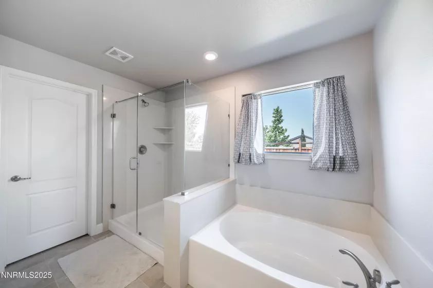 3720 Zoroaster, Sparks, Nevada 89436, 4 Bedrooms Bedrooms, ,3 BathroomsBathrooms,Residential,Residential,Zoroaster,250051213