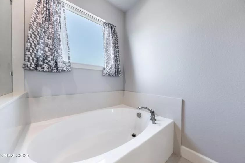 3720 Zoroaster, Sparks, Nevada 89436, 4 Bedrooms Bedrooms, ,3 BathroomsBathrooms,Residential,Residential,Zoroaster,250051213