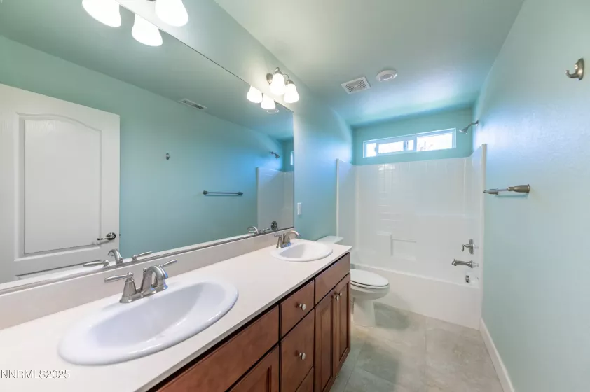 3720 Zoroaster, Sparks, Nevada 89436, 4 Bedrooms Bedrooms, ,3 BathroomsBathrooms,Residential,Residential,Zoroaster,250051213