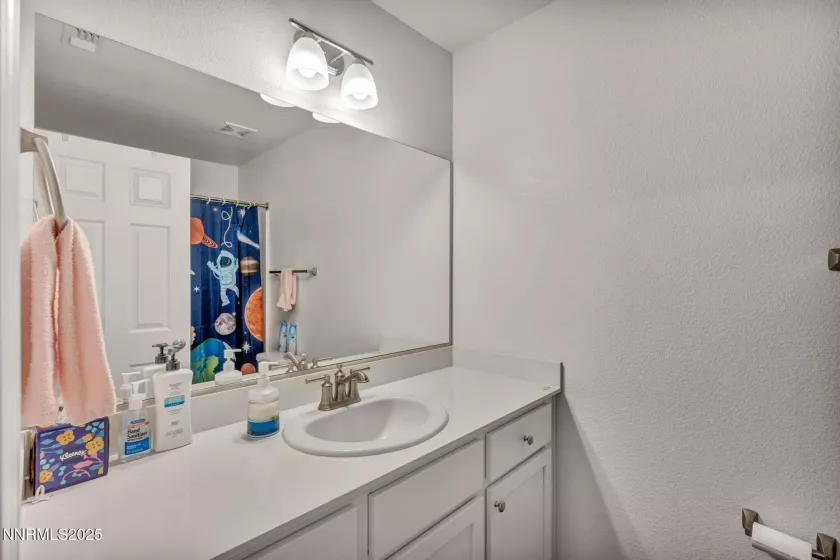 529 Autumn Breeze, Reno, Nevada 89511, 3 Bedrooms Bedrooms, ,3 BathroomsBathrooms,Residential,Residential,Autumn Breeze,250051214