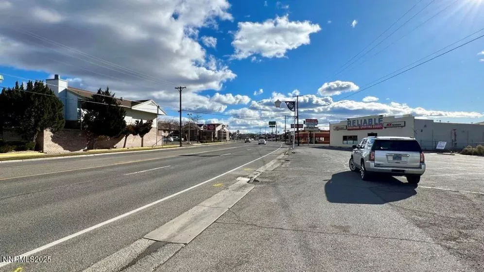 750 Winnemucca, Winnemucca, Nevada 89445, ,Commercial Sale,Residential,Winnemucca,250051216
