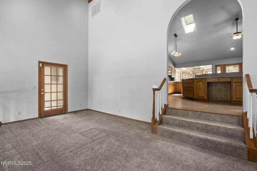 430 Queen, Sparks, Nevada 89431, 3 Bedrooms Bedrooms, ,3 BathroomsBathrooms,Residential,Residential,Queen,250051217